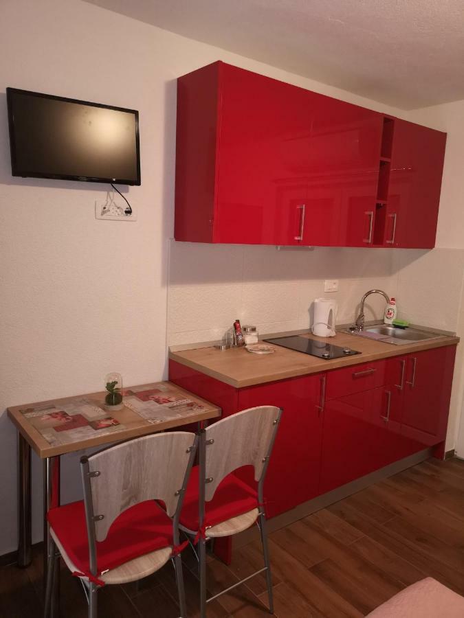 Apartmani Sea Baška Voda Zewnętrze zdjęcie